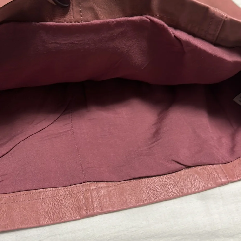 Free People Modern Femme vegan suede mini skirt in rose - Picture 9 of 10
